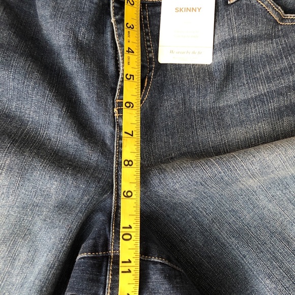 Torrid Jeans Womens 18 R Skinny Skyline Stretch Blue Jeans Comfort Med Dark Wash - Picture 8 of 11
